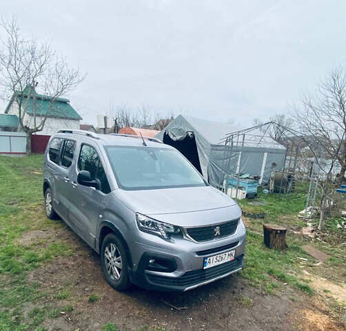 Серый Пежо Rifter, объемом двигателя 1.5 л и пробегом 98 тыс. км за 22500 $, фото 16 на Automoto.ua