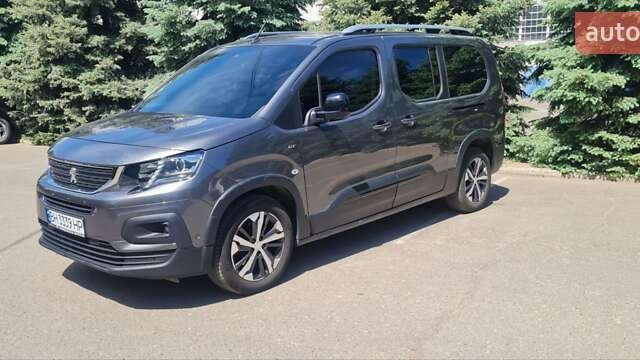 Серый Пежо Rifter, объемом двигателя 1.5 л и пробегом 65 тыс. км за 21500 $, фото 12 на Automoto.ua