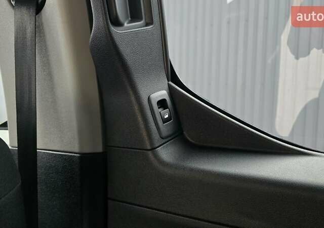 Серый Пежо Rifter, объемом двигателя 1.5 л и пробегом 49 тыс. км за 24400 $, фото 31 на Automoto.ua