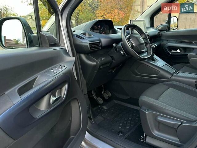 Серый Пежо Rifter, объемом двигателя 1.5 л и пробегом 49 тыс. км за 24400 $, фото 6 на Automoto.ua