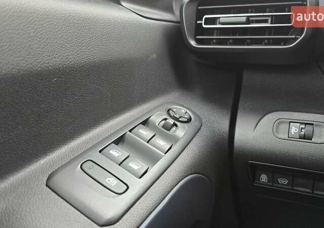 Серый Пежо Rifter, объемом двигателя 1.5 л и пробегом 49 тыс. км за 24400 $, фото 31 на Automoto.ua