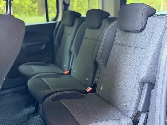 Сірий Пежо Rifter, об'ємом двигуна 1.5 л та пробігом 41 тис. км за 23700 $, фото 17 на Automoto.ua