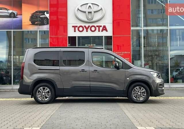 Серый Пежо Rifter, объемом двигателя 0 л и пробегом 47 тыс. км за 24640 $, фото 13 на Automoto.ua