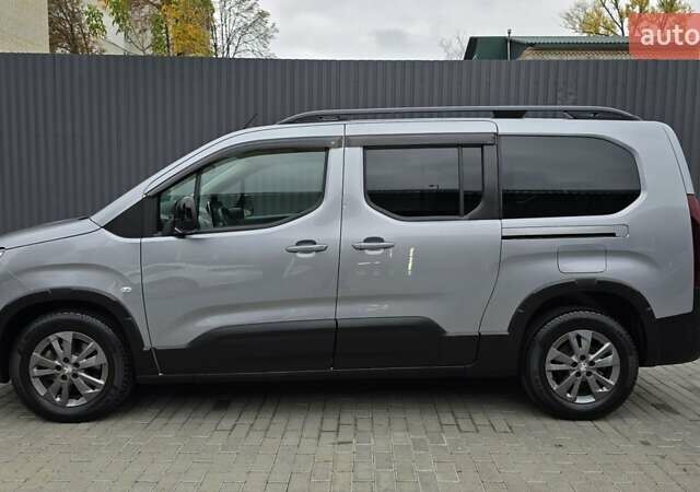 Серый Пежо Rifter, объемом двигателя 1.5 л и пробегом 49 тыс. км за 24400 $, фото 6 на Automoto.ua