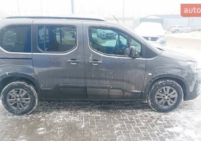 Сірий Пежо Rifter, об'ємом двигуна 1.5 л та пробігом 13 тис. км за 23999 $, фото 12 на Automoto.ua