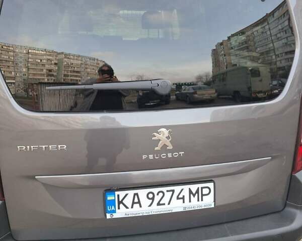 Сірий Пежо Rifter, об'ємом двигуна 1.5 л та пробігом 31 тис. км за 23949 $, фото 7 на Automoto.ua