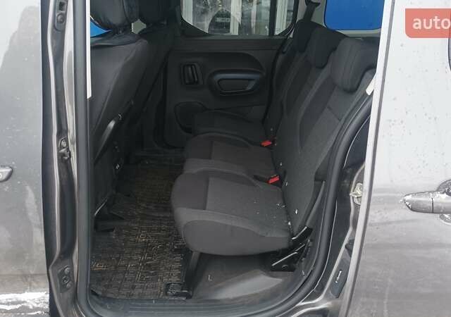 Сірий Пежо Rifter, об'ємом двигуна 1.5 л та пробігом 13 тис. км за 23999 $, фото 6 на Automoto.ua