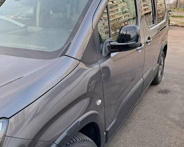 Сірий Пежо Rifter, об'ємом двигуна 1.5 л та пробігом 31 тис. км за 23949 $, фото 5 на Automoto.ua