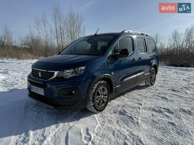 Синій Пежо Rifter, об'ємом двигуна 1.5 л та пробігом 92 тис. км за 21400 $, фото 12 на Automoto.ua