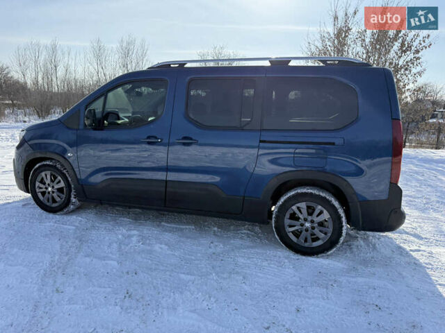 Синій Пежо Rifter, об'ємом двигуна 1.5 л та пробігом 92 тис. км за 21400 $, фото 57 на Automoto.ua