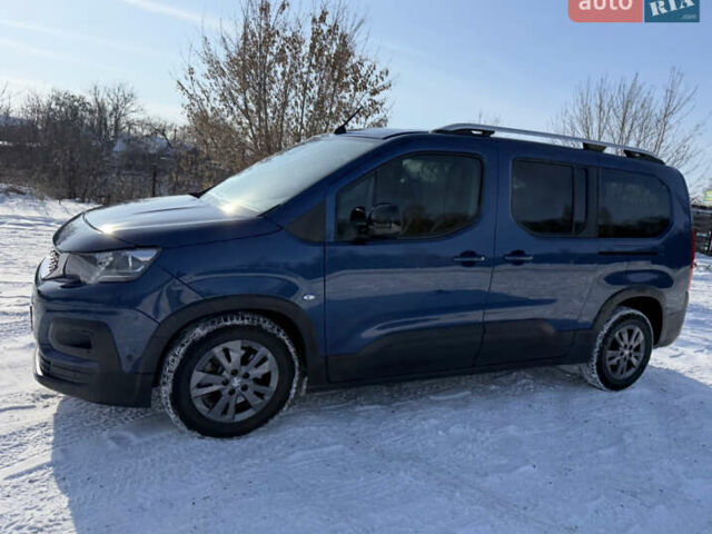 Синій Пежо Rifter, об'ємом двигуна 1.5 л та пробігом 92 тис. км за 21400 $, фото 1 на Automoto.ua