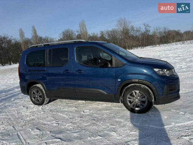 Синій Пежо Rifter, об'ємом двигуна 1.5 л та пробігом 92 тис. км за 21400 $, фото 56 на Automoto.ua