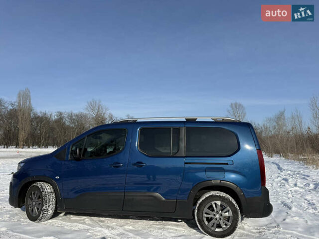 Синій Пежо Rifter, об'ємом двигуна 1.5 л та пробігом 92 тис. км за 21400 $, фото 45 на Automoto.ua