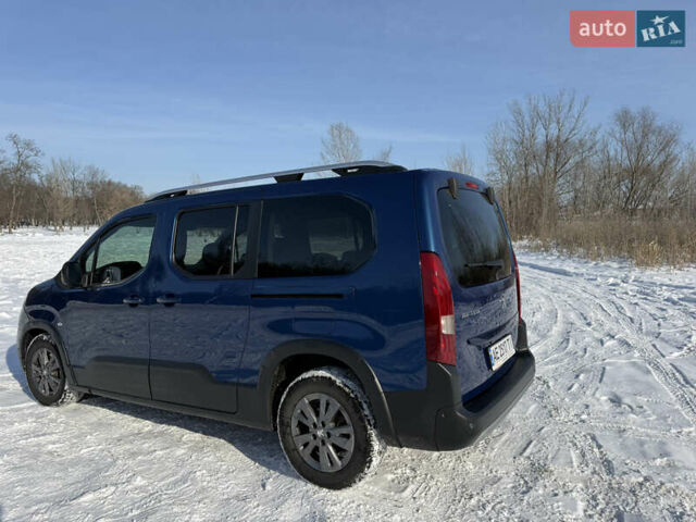 Синій Пежо Rifter, об'ємом двигуна 1.5 л та пробігом 92 тис. км за 21400 $, фото 6 на Automoto.ua