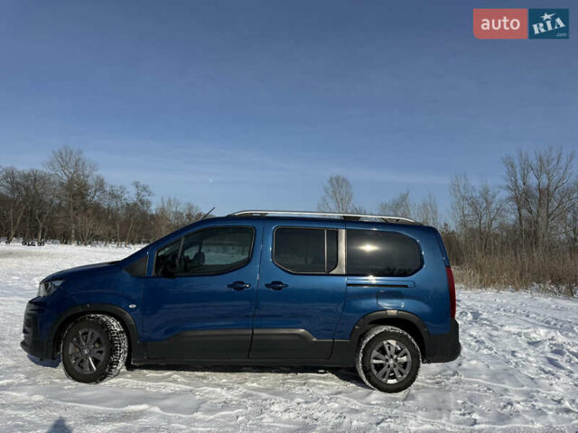 Синій Пежо Rifter, об'ємом двигуна 1.5 л та пробігом 92 тис. км за 21400 $, фото 30 на Automoto.ua