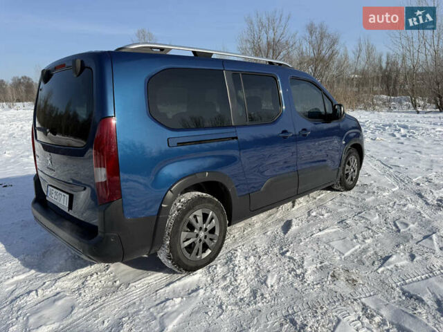 Синій Пежо Rifter, об'ємом двигуна 1.5 л та пробігом 92 тис. км за 21400 $, фото 32 на Automoto.ua