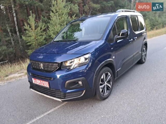 Синий Пежо Rifter, объемом двигателя 0 л и пробегом 23 тыс. км за 21000 $, фото 5 на Automoto.ua