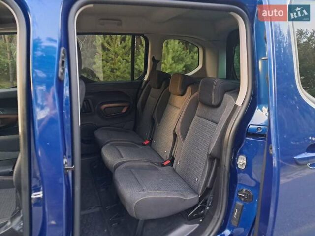 Синий Пежо Rifter, объемом двигателя 0 л и пробегом 23 тыс. км за 21000 $, фото 34 на Automoto.ua