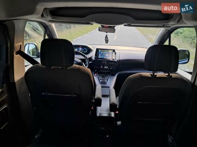 Синий Пежо Rifter, объемом двигателя 0 л и пробегом 23 тыс. км за 21000 $, фото 11 на Automoto.ua