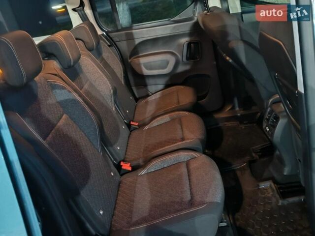 Синій Пежо Rifter, об'ємом двигуна 1.5 л та пробігом 3 тис. км за 30000 $, фото 2 на Automoto.ua