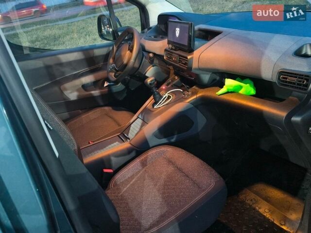 Синій Пежо Rifter, об'ємом двигуна 1.5 л та пробігом 3 тис. км за 30000 $, фото 3 на Automoto.ua