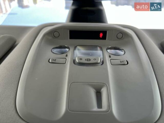 Белый Пежо Traveller, объемом двигателя 2 л и пробегом 106 тыс. км за 32500 $, фото 7 на Automoto.ua