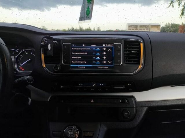 Пежо Traveller 2017 у Києві на Automoto.ua Чорний Пежо Traveller, об'ємом двигуна 2 л та пробігом 183 тис. км за 9800 $, фото 14 на Automoto.ua