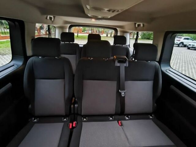 Пежо Traveller 2017 у Києві на Automoto.ua Чорний Пежо Traveller, об'ємом двигуна 2 л та пробігом 183 тис. км за 9800 $, фото 11 на Automoto.ua