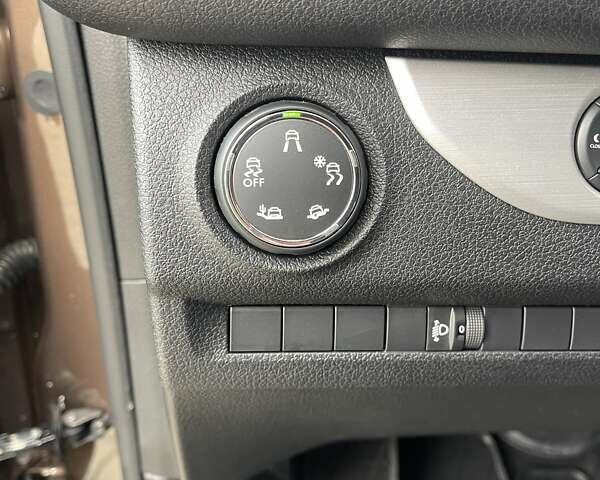 Коричневый Пежо Traveller, объемом двигателя 2 л и пробегом 120 тыс. км за 29500 $, фото 21 на Automoto.ua