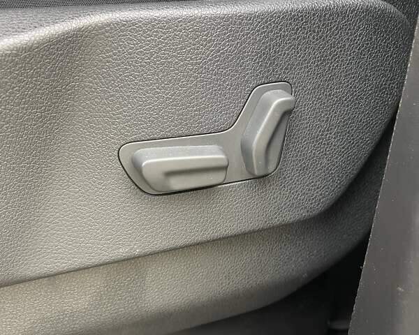 Коричневый Пежо Traveller, объемом двигателя 2 л и пробегом 120 тыс. км за 29500 $, фото 26 на Automoto.ua