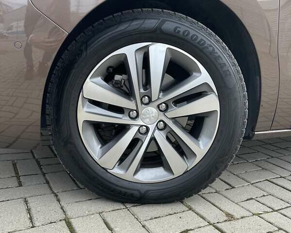 Коричневый Пежо Traveller, объемом двигателя 2 л и пробегом 120 тыс. км за 29500 $, фото 13 на Automoto.ua