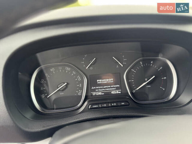 Пежо Traveller 2016 в Сарнах на Automoto.ua Серый Пежо Traveller, объемом двигателя 2 л и пробегом 160 тыс. км за 23500 $, фото 11 на Automoto.ua