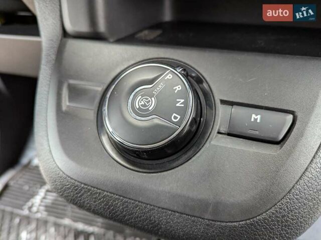 Серый Пежо Traveller, объемом двигателя 2 л и пробегом 190 тыс. км за 20999 $, фото 8 на Automoto.ua