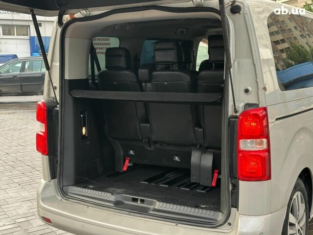 Пежо Traveller 2017 у Одесі на Automoto.ua Сірий Пежо Traveller, об'ємом двигуна 2 л та пробігом 175 тис. км за 24640 $, фото 16 на Automoto.ua