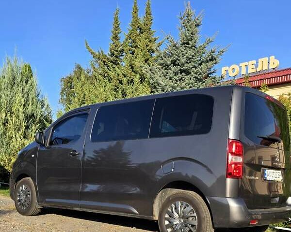 Сірий Пежо Traveller, об'ємом двигуна 2 л та пробігом 71 тис. км за 24000 $, фото 2 на Automoto.ua