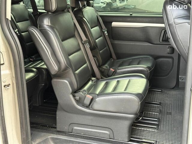 Пежо Traveller 2017 у Одесі на Automoto.ua Сірий Пежо Traveller, об'ємом двигуна 2 л та пробігом 175 тис. км за 24640 $, фото 17 на Automoto.ua