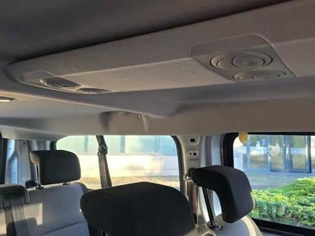 Серый Пежо Traveller, объемом двигателя 1.6 л и пробегом 218 тыс. км за 9200 $, фото 20 на Automoto.ua