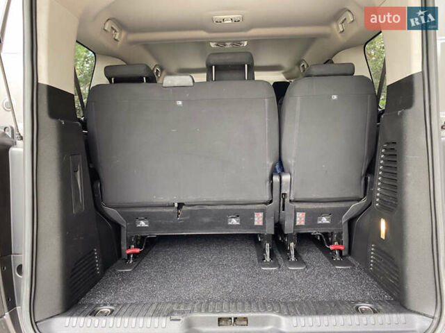 Сірий Пежо Traveller, об'ємом двигуна 2 л та пробігом 270 тис. км за 21700 $, фото 14 на Automoto.ua