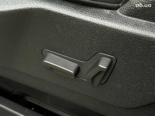 Пежо Traveller 2017 у Одесі на Automoto.ua Сірий Пежо Traveller, об'ємом двигуна 2 л та пробігом 175 тис. км за 24640 $, фото 13 на Automoto.ua