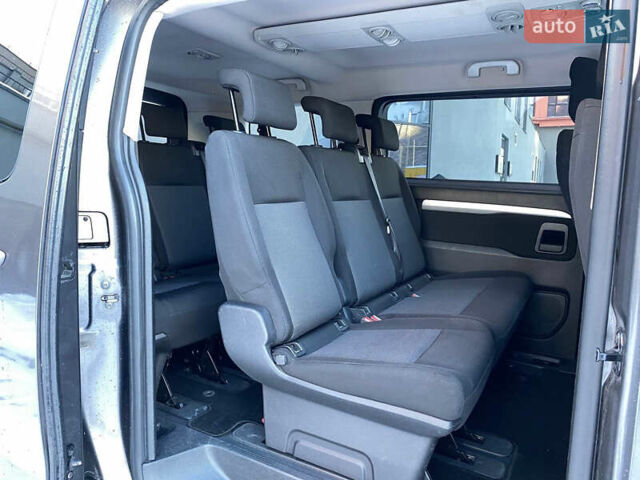 Сірий Пежо Traveller, об'ємом двигуна 2 л та пробігом 209 тис. км за 19999 $, фото 14 на Automoto.ua