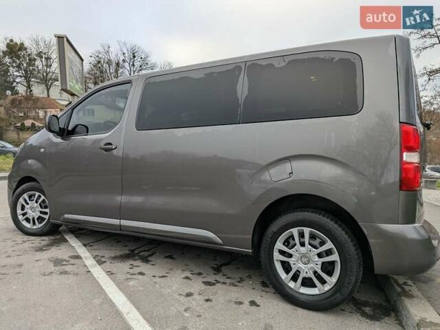 Серый Пежо Traveller, объемом двигателя 2 л и пробегом 190 тыс. км за 20999 $, фото 2 на Automoto.ua