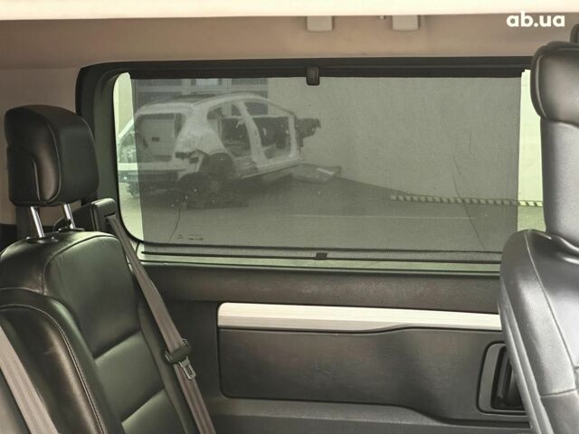 Пежо Traveller 2017 у Одесі на Automoto.ua Сірий Пежо Traveller, об'ємом двигуна 2 л та пробігом 175 тис. км за 24640 $, фото 18 на Automoto.ua