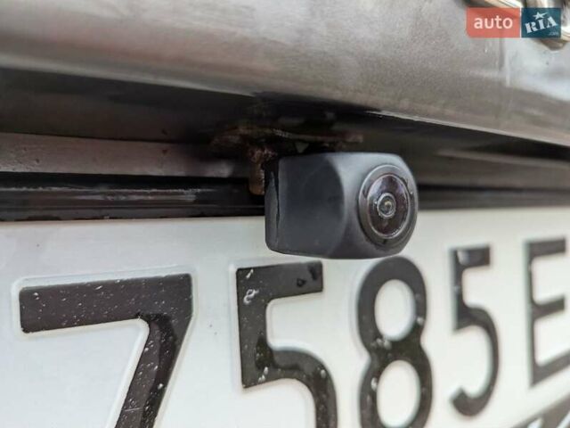 Серый Пежо Traveller, объемом двигателя 2 л и пробегом 190 тыс. км за 20999 $, фото 11 на Automoto.ua