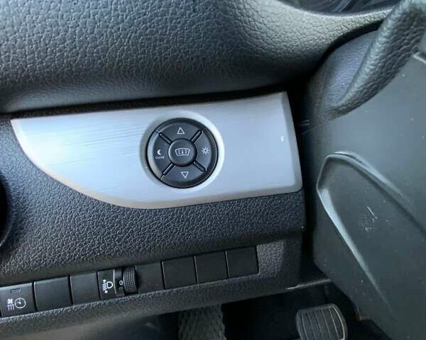 Сірий Пежо Traveller, об'ємом двигуна 2 л та пробігом 110 тис. км за 29900 $, фото 13 на Automoto.ua