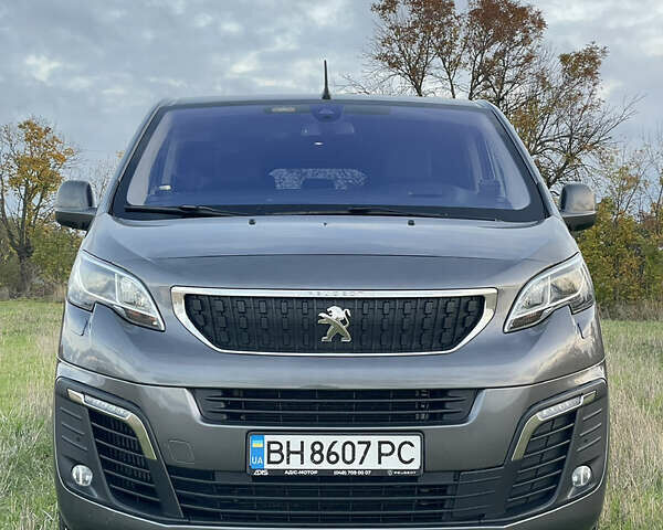 Сірий Пежо Traveller, об'ємом двигуна 2 л та пробігом 184 тис. км за 30200 $, фото 2 на Automoto.ua