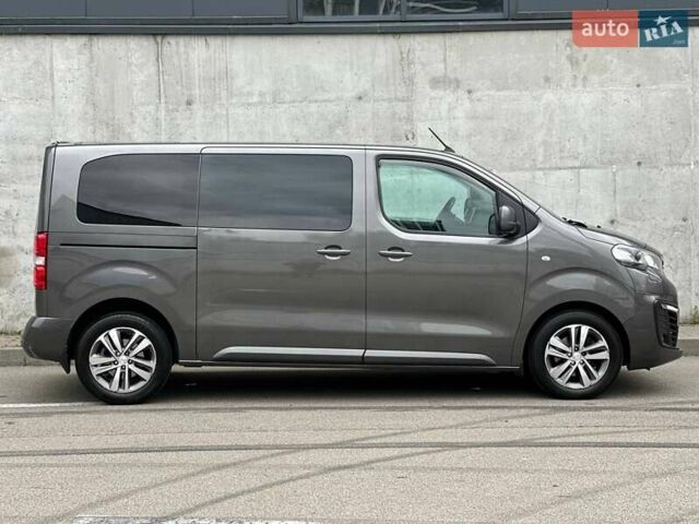 Серый Пежо Traveller, объемом двигателя 2 л и пробегом 170 тыс. км за 27500 $, фото 2 на Automoto.ua