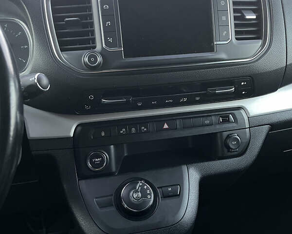 Сірий Пежо Traveller, об'ємом двигуна 2 л та пробігом 184 тис. км за 30200 $, фото 19 на Automoto.ua