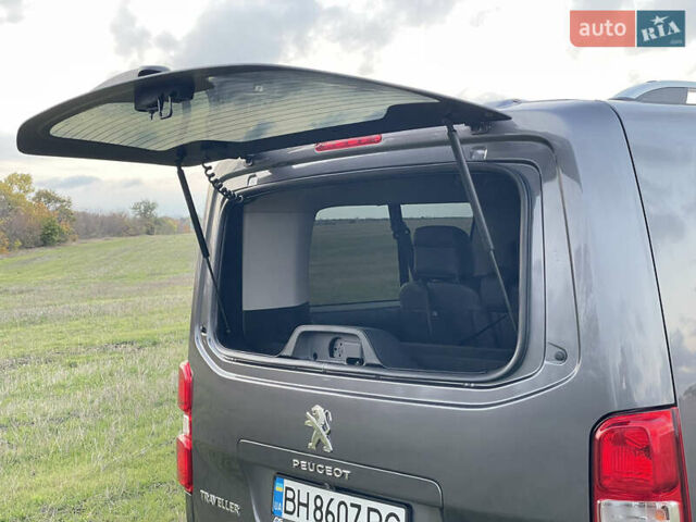 Сірий Пежо Traveller, об'ємом двигуна 2 л та пробігом 184 тис. км за 30200 $, фото 5 на Automoto.ua