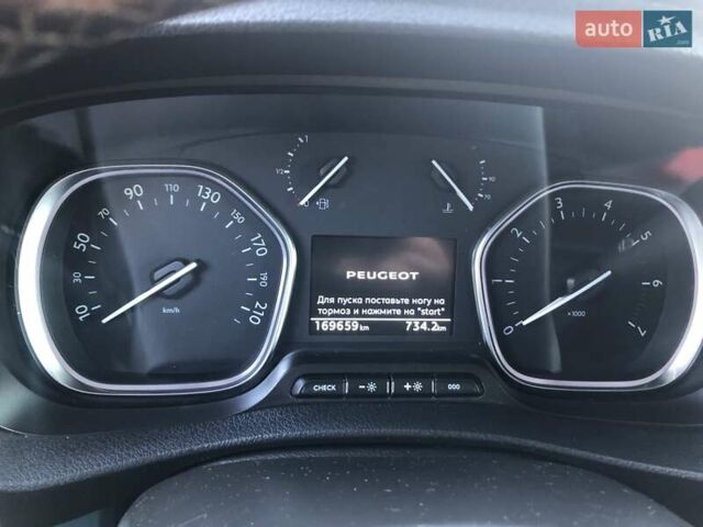 Серый Пежо Traveller, объемом двигателя 2 л и пробегом 170 тыс. км за 26900 $, фото 9 на Automoto.ua