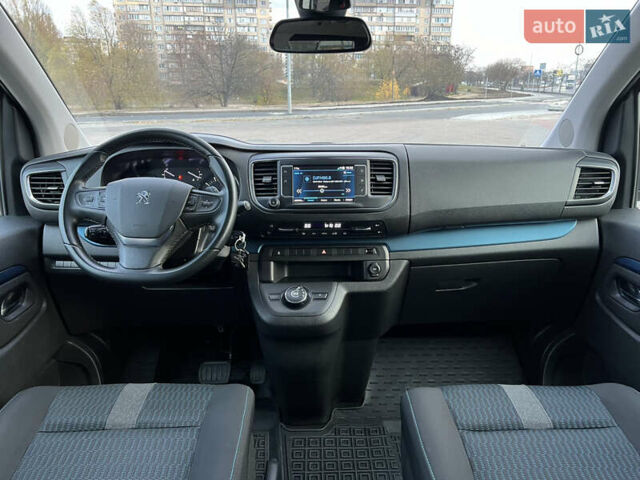 Серый Пежо Traveller, объемом двигателя 2 л и пробегом 75 тыс. км за 34500 $, фото 23 на Automoto.ua